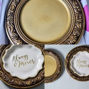 6 Gold plastic charger plates